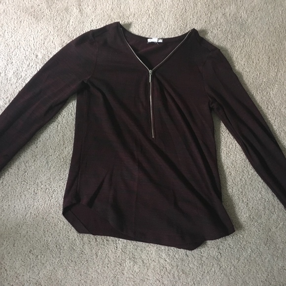 Maroon long sleeve v neck top - Picture 1 of 3